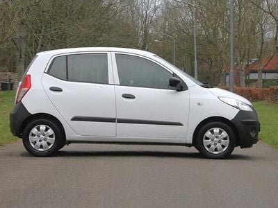 Wit Gebruikt 2010 Hyundai i10 Pure Hatchback | € 2.450 (Eerlijke prijs)