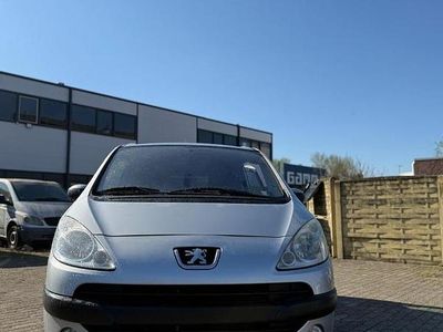 Occasion Peugeot 1007 73 PK (53 kW) 2005 MPV