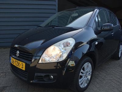 Zwart Gebruikt 2012 Suzuki Splash Exclusive Hatchback | € 4.450 (Eerlijke prijs)