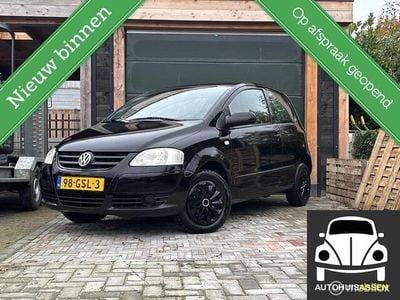 Zwart Occasion 2008 VW Fox Trendline Hatchback | € 1.699 (Eerlijke prijs)