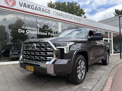 Grijs, metallic lak Gebruikt 2022 Toyota Tundra Pickup | € 85.500