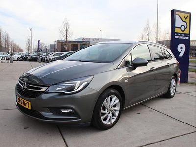 Grijs Occasion 2019 Opel Astra Business Stationwagen | € 10.949 (Eerlijke prijs)