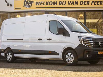 Wit Gebruikt 2024 Nissan Interstar Van | € 34.950