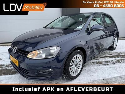 Occasion VW Golf VII Trendline 86 PK (63 kW) 2014 Blauw (metallic) Hatchback
