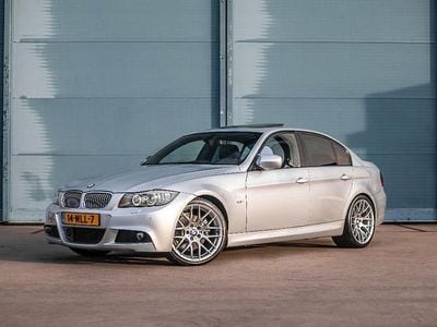 Zilver Gebruikt 2010 BMW 330 M Sport Sedan | € 13.995