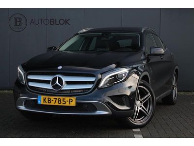 Zwart Occasion 2015 Mercedes GLA180 Ambition SUV | € 15.800 (Eerlijke prijs)
