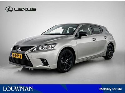 Lexus CT200h