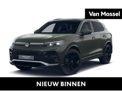 Groen Nieuw 2025 VW Tiguan R-line Edition SUV | € 60.000 (Duur)