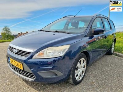 tweedehands Ford Focus Wagon 1.6 Trend/2 e ejnenaar/nap/apk/airco/trekhaak/inruil mog !!!