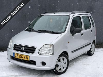 Grijs Occasion 2005 Suzuki Wagon R+ GLX Stationwagen | € 895 (Super prijs)
