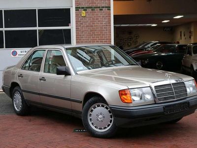 Occasion Mercedes E300 188 PK (138 kW) 1987 Beige Sedan