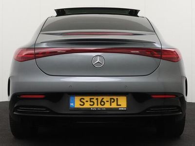 Mercedes EQE300