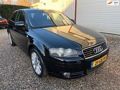 Zwart Gebruikt 2003 Audi A3 Attraction Hatchback | € 4.499 (Eerlijke prijs)