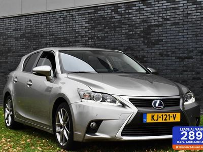 Lexus CT200h