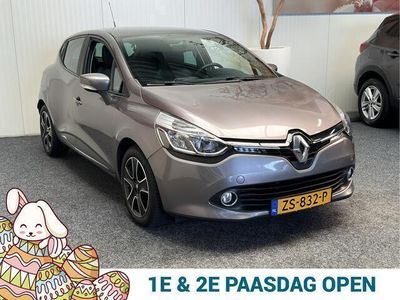 tweedehands Renault Clio IV 0.9 TCe Dynamique NAVIGATIE CRUISE CONTROL AIRCO PANORAMADAK BLUETOOTH TELEFOON MEDIA VOORBEREIDING MISTLAMPEN VOOR ZEER MOOI !! LOCATIE 1001