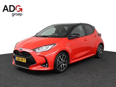 Occasion Toyota Yaris Hybrid Edition 116 PK (85 kW) 2021 Rood Hatchback