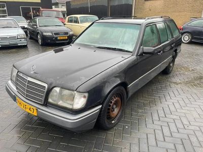 Mercedes E300