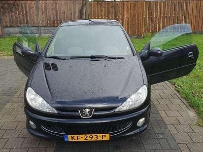 Zwart Occasion 2007 Peugeot 206 Cabriolet | € 1.750 (Eerlijke prijs)