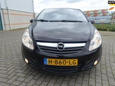 tweedehands Opel Corsa 1.4-16V '111' Edition 101 PK 1.4 motor - lm velgen