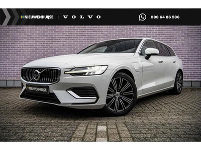 Wit Occasion 2021 Volvo V60 Inscription Stationwagen | € 29.899 (Eerlijke prijs)