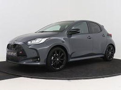 Grijs Gebruikt 2025 Toyota Yaris Sport Hatchback | € 31.245 (Eerlijke prijs)