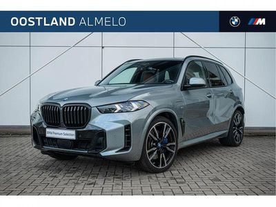 Skyscraper grey (grijs metallic) Occasion 2024 BMW X5 Comfort Edition SUV | € 92.950 (Eerlijke prijs)