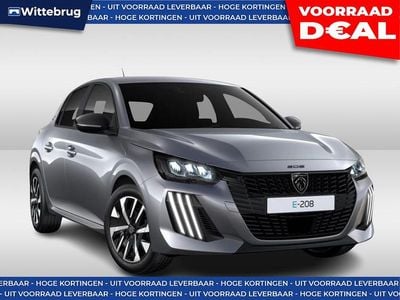 Grijs, metallic lak Nieuw 2025 Peugeot e-208 Active Hatchback | € 26.333 (Super prijs)