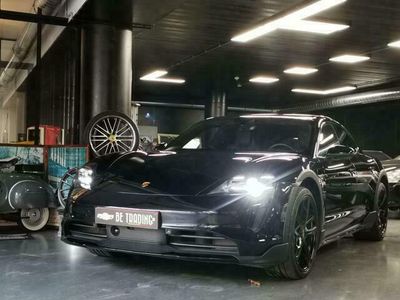 Occasion Porsche Taycan Cross Turismo 358 kW (488 PK) 2021 Zwart Sedan