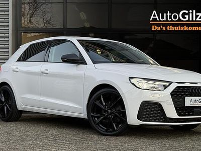 Wit Gebruikt 2023 Audi A1 Sportback Proline Hatchback | € 26.595 (Eerlijke prijs)