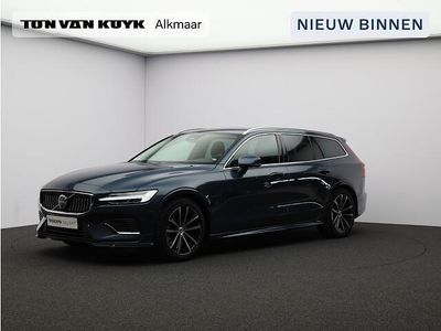 Blauw Gebruikt 2025 Volvo V60 Core Stationwagen | € 44.950 (Eerlijke prijs)