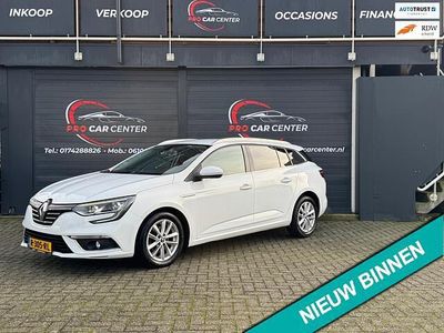 Wit Gebruikt 2017 Renault Mégane GrandTour Zen Stationwagen | € 8.499 (Eerlijke prijs)