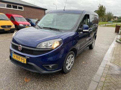 Occasion Fiat Doblò 95 PK (69 kW) 2018 Blauw MPV
