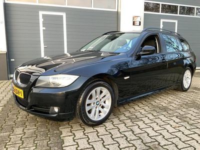 tweedehands BMW 318 3-SERIE Touring i Business Line Navi Trekh.