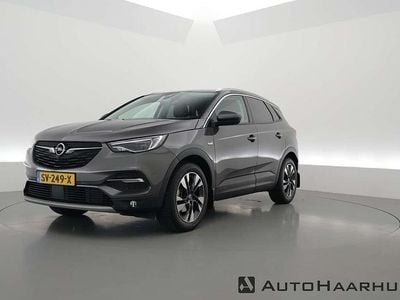 Grijs (metallic) Gebruikt 2018 Opel Grandland X Innovation SUV | € 16.850 (Iets duurder)