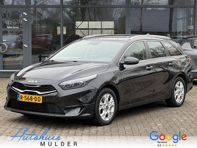 Zwart Occasion 2022 Kia Ceed Hatchback | € 14.899 (Eerlijke prijs)