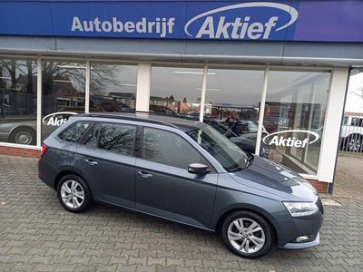 Grijs (metallic) Gebruikt 2021 Skoda Fabia Ambition Stationwagen | € 11.950 (Eerlijke prijs)