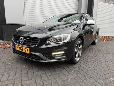 Occasion Volvo V60 R-Design 215 PK (158 kW) 2014 Zwart (metallic) Stationwagen
