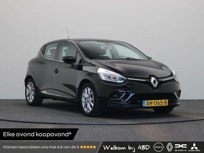 Zwart Occasion 2019 Renault Clio IV Intens Hatchback | € 10.440 (Eerlijke prijs)