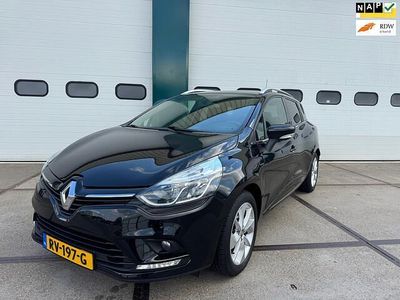 Zwart Occasion 2018 Renault Clio GrandTour LIMITED Stationwagen | € 8.925 (Iets duurder)