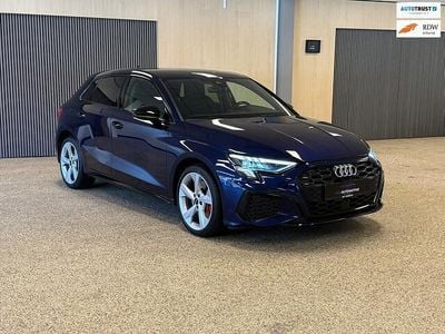 Blauw Gebruikt 2021 Audi A3 Sportback Competition Hatchback | € 27.999 (Super prijs)