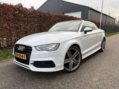 Wit Occasion 2014 Audi A3 Cabriolet Ambition Cabriolet | € 12.750 (Eerlijke prijs)