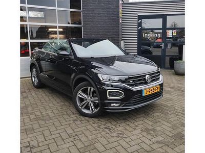 Zwart Gebruikt 2020 VW T-Roc Cabriolet R-line Cabriolet | € 27.500 (Eerlijke prijs)