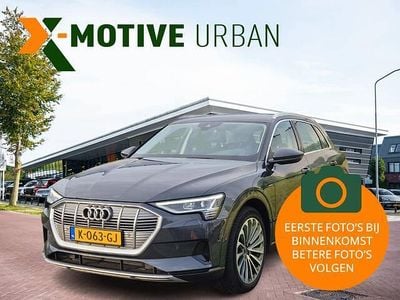 Grijs (metallic) Gebruikt 2020 Audi e-tron Business SUV | € 24.700 (Super prijs)
