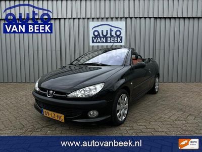 tweedehands Peugeot 206 CC 1.6-16V Vol-automaat / Cabrio / Airco / NL