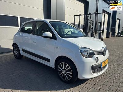 Wit Occasion 2015 Renault Twingo Expression Hatchback | € 6.250 (Eerlijke prijs)