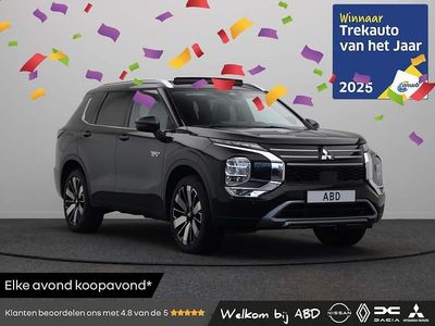 Black diamond (zwart metallic) Nieuw 2026 Mitsubishi Outlander P-HEV Instyle SUV | € 58.390 (Iets duurder)