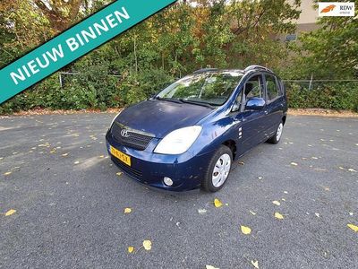 Blauw Gebruikt 2003 Toyota Corolla Verso Luna MPV | € 1.499 (Eerlijke prijs)