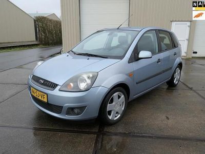 Occasion Ford Fiesta Futura 69 PK (50 kW) 2006 Blauw Hatchback