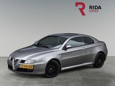 Grijs Gebruikt 2004 Alfa Romeo GT Distinctive Coupé | € 5.945
