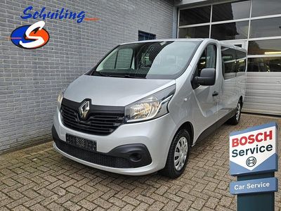 Grijs Occasion 2017 Renault Trafic Authentique MPV | € 21.750